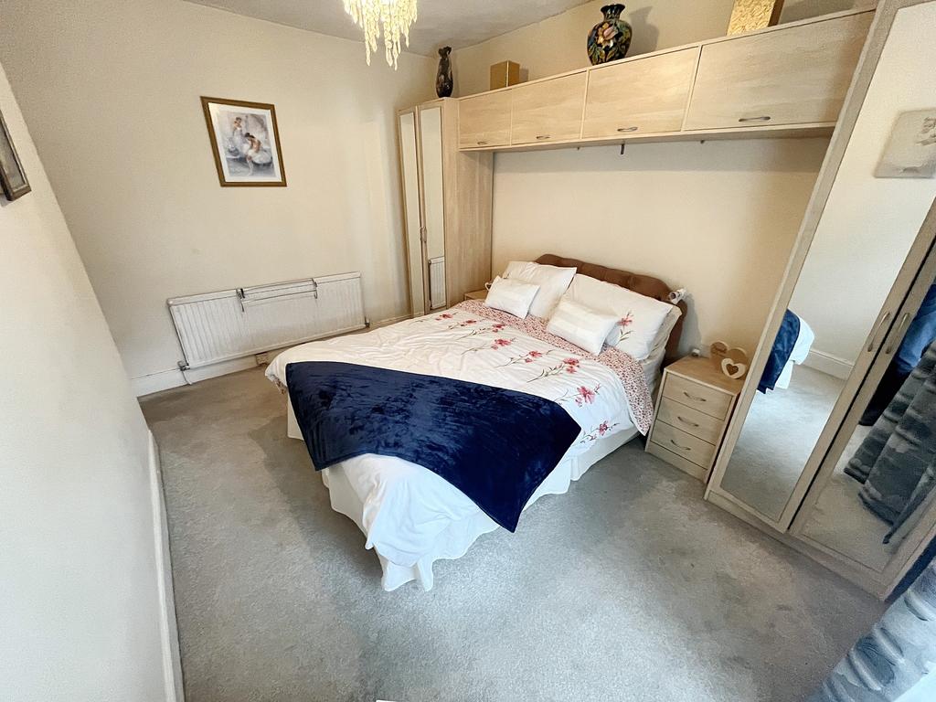 Bed12