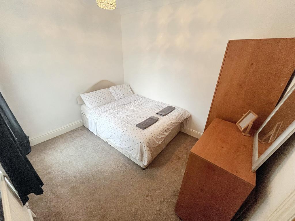 Bed2