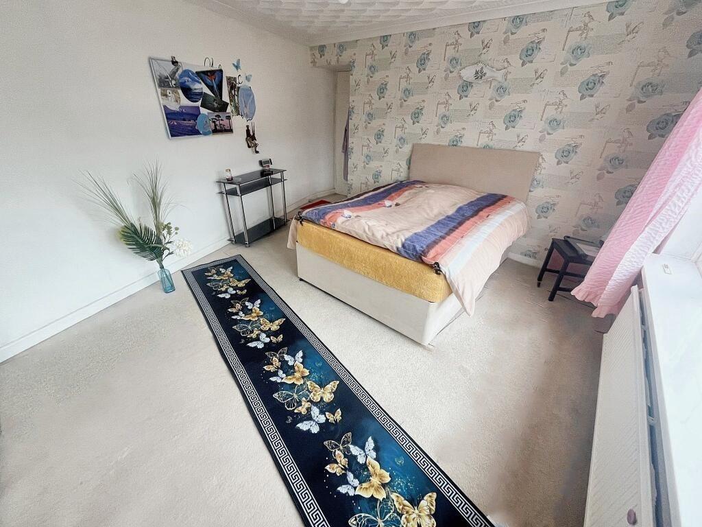 Largebedroom3