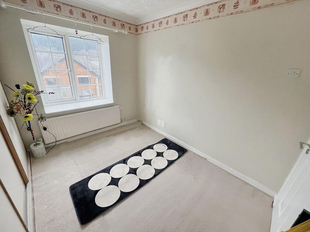2ndbedroom2