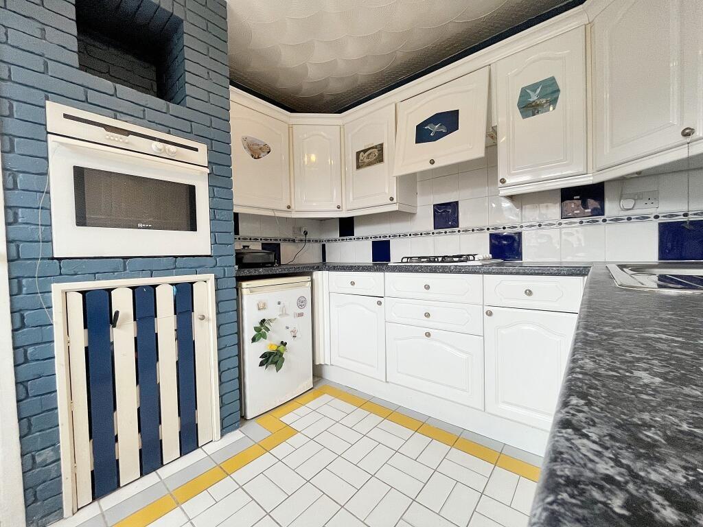 Kitchen2