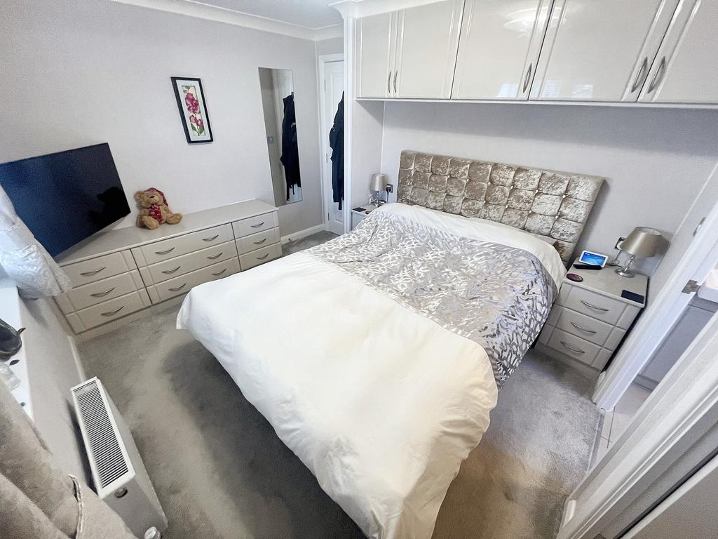 Bed12