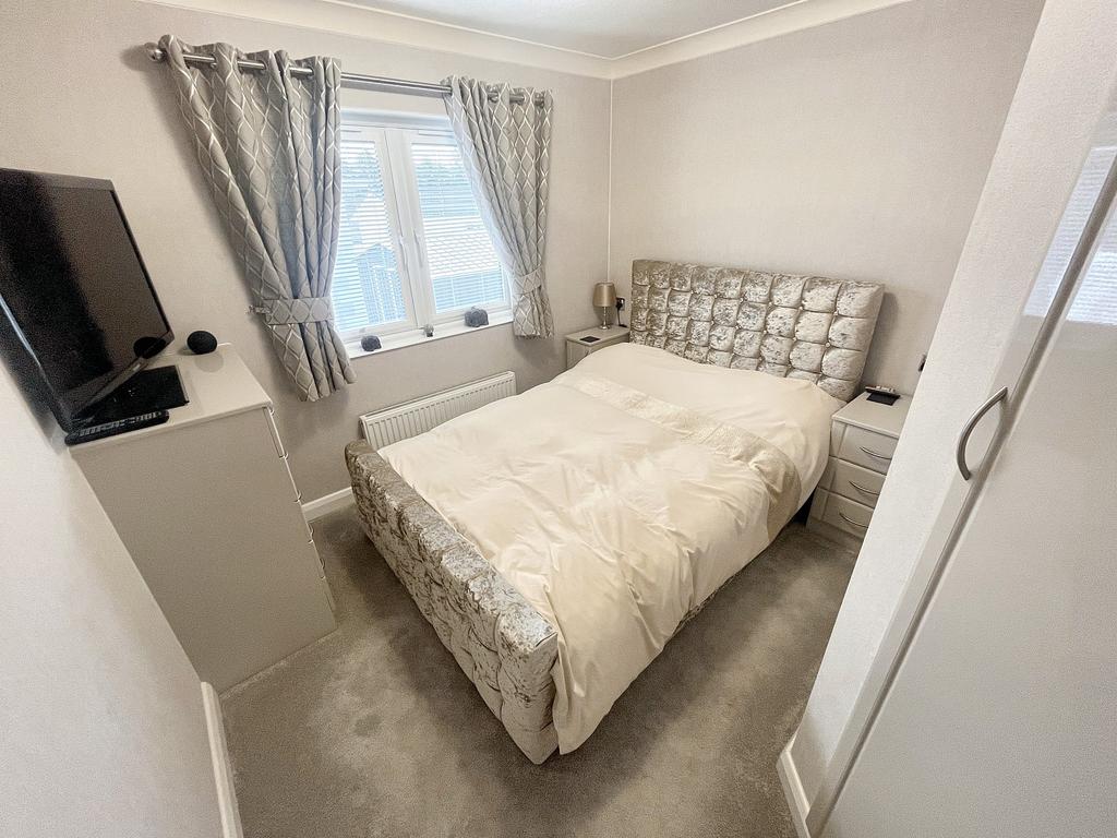 Bed2