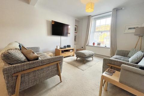 37 Barry Road, Pontypridd, CF37 1HY
