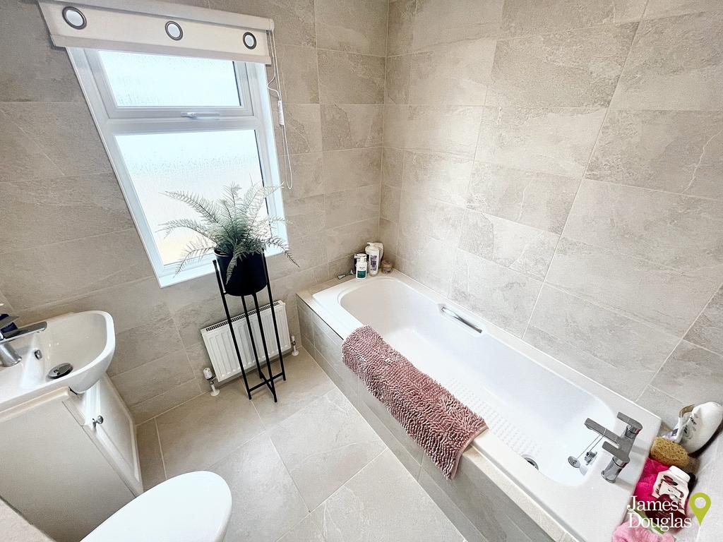 Bath1 (1)