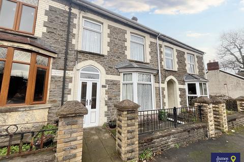 Berw Road, Pontypridd CF37