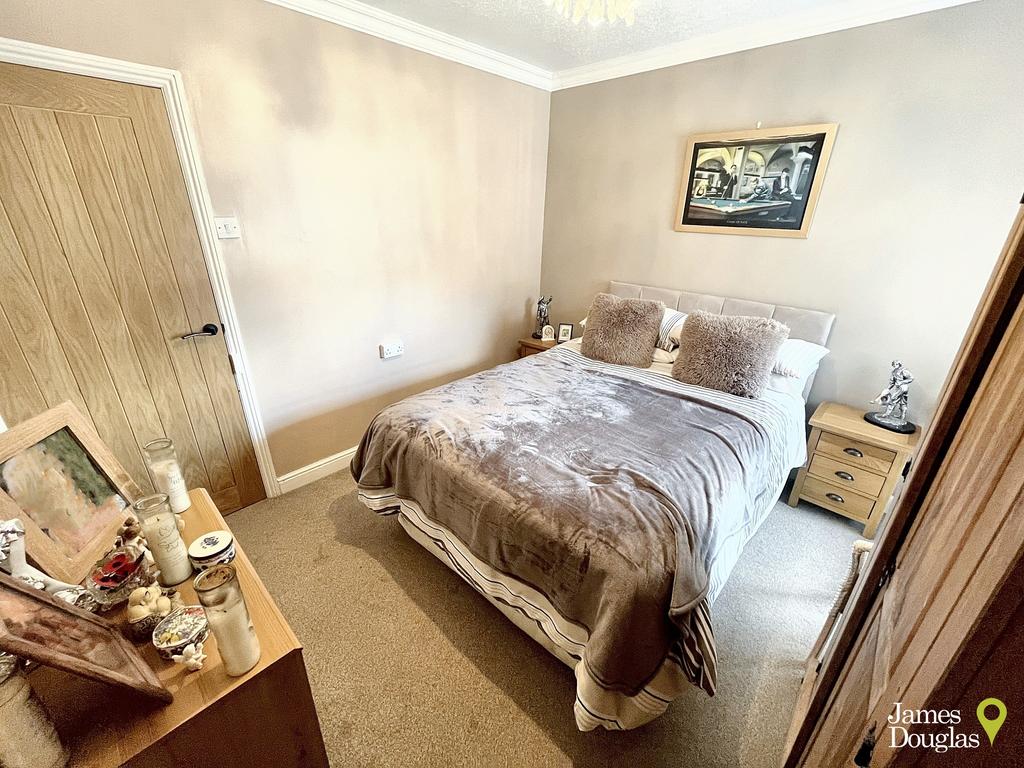 Bed12