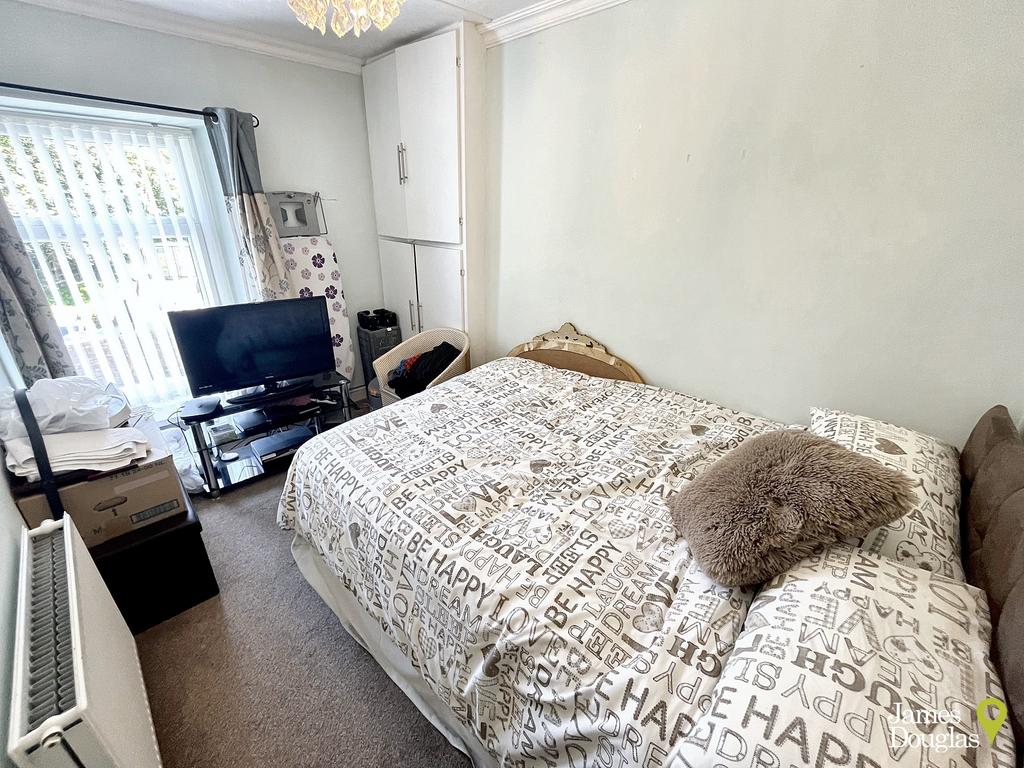 Bed2