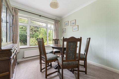 2 Brambledown Road, South Croydon, CR2 0BL