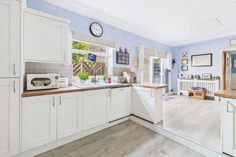 4 bedroom semi-detached house for sale, Tarring Road, Worthing, BN11 4HG