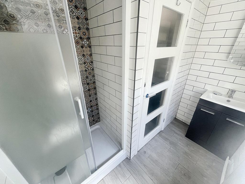 Shower2