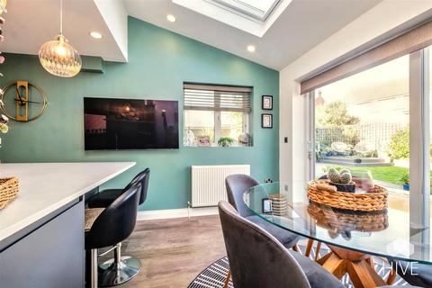 4 bedroom detached house for sale, Barlands Close, Portland DT5