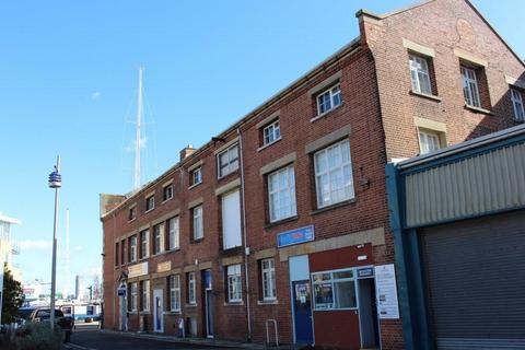 Office to rent, 10 East St Gosport PO12 1AH