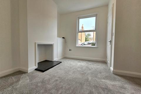 42 Linden Road, Gloucester, GL1 5HD