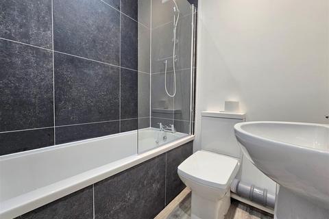 42 Linden Road, Gloucester, GL1 5HD