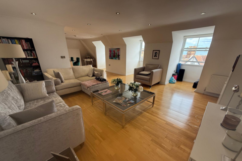 2 bedroom penthouse for sale, Vere Road, Broadstairs CT10
