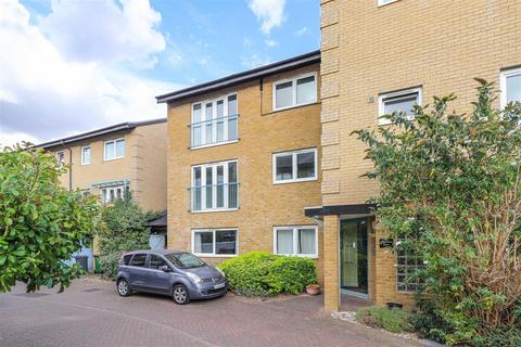 Ainsworth Place, Cambridge CB1
