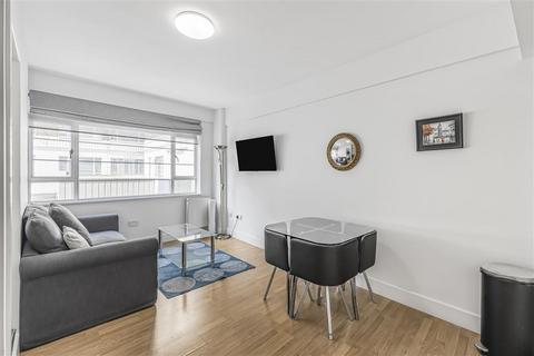 1 bedroom flat for sale, Nell Gwynn House, Sloane Avenue, SW3