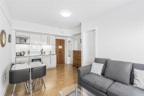 1 bedroom flat for sale, Nell Gwynn House, Sloane Avenue, SW3