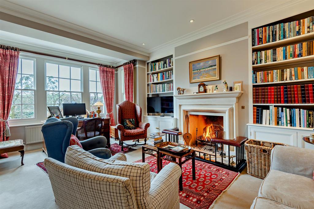 8639209-interior38-800.jpg