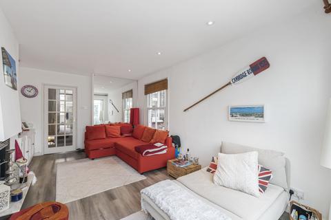 3 bedroom flat for sale, Glentham Road, Barnes, SW13