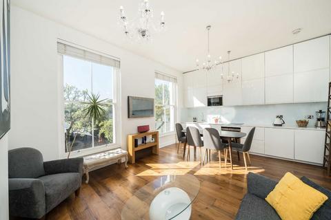 2 bedroom flat for sale, Cambridge Gardens, London W10