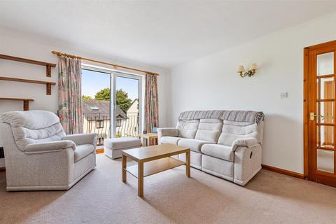undefined, Saffron Park, Kingsbridge