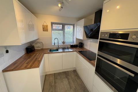 4 bedroom detached house for sale, St. Philips Drive, Evesham
