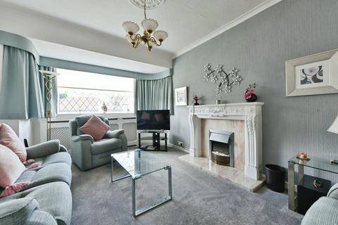 2 bedroom detached bungalow for sale, Hillary Avenue, Ashton-under-Lyne OL7