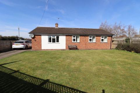 3 bedroom bungalow for sale, Church Lane, Saxilby, Lincoln, Lincolnshire, LN1 2PE