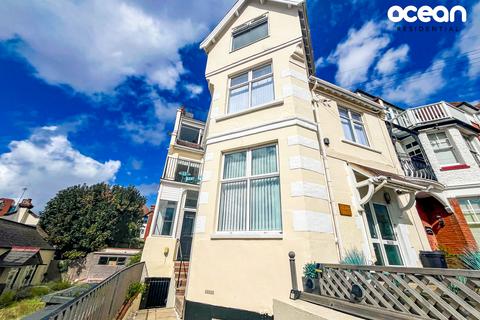 1 bedroom flat for sale, Pembury Road, Westcliff-on-Sea SS0