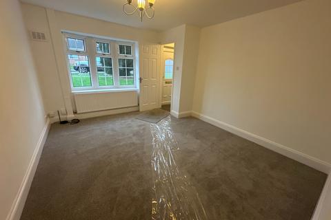 undefined, Glamis Close, Stretton, Burton-on-Trent, DE13