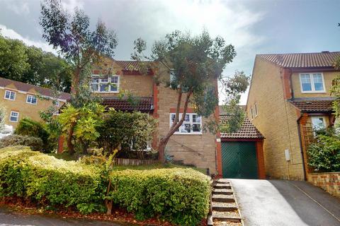 Ivy Walk, Midsomer Norton, Radstock