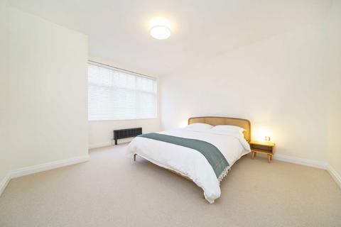 undefined, Babington Road, London SW16