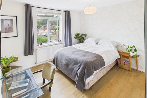 3 bedroom semi-detached house for sale, Orchard Grove, Chalfont St. Peter, Gerrards Cross, Buckinghamshire, SL9