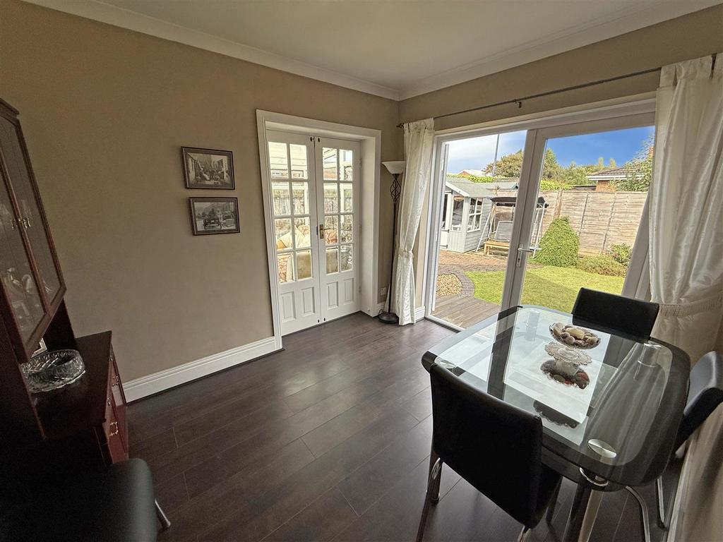 Dinning room.jpg