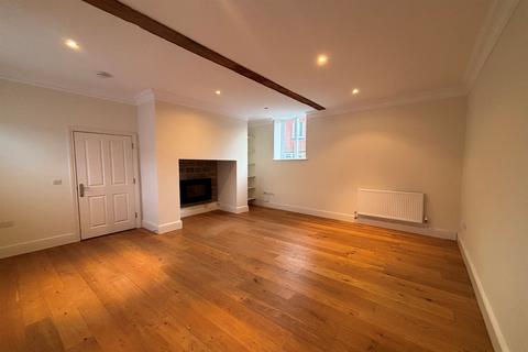 undefined, Angel Yard, North Street, Midhurst, GU29