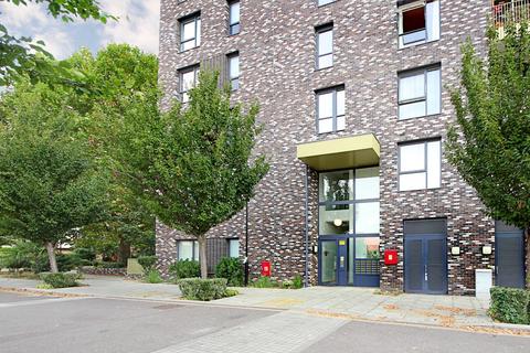 Stanley Road, W3
