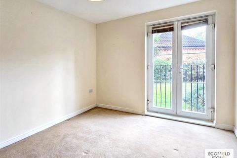 87 Thames Way, Hilton, Derby, DE65 5NX