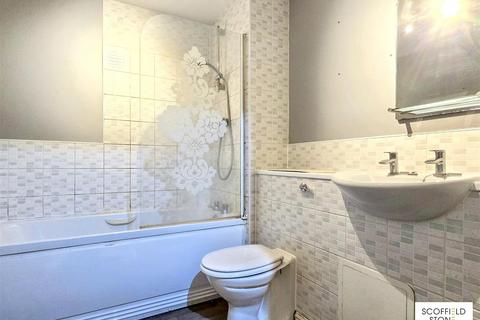 87 Thames Way, Hilton, Derby, DE65 5NX