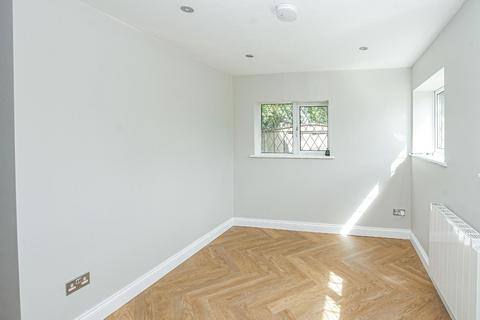 undefined, Woburn Road, Hockliffe, Leighton Buzzard