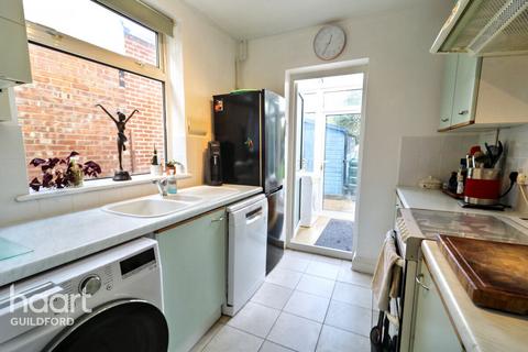 16 Sheepfold Road, Guildford, GU2 9TS
