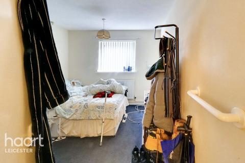 9 Andrewes Close, Leicester, LE3 5PD