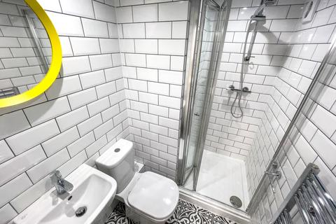 undefined, Gilroy Road, L6 6BG,