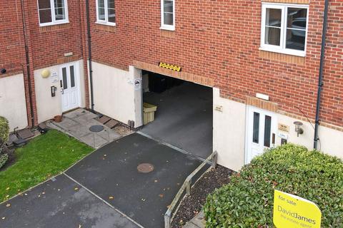 undefined, Shaw Gardens, Gedling, Nottingham