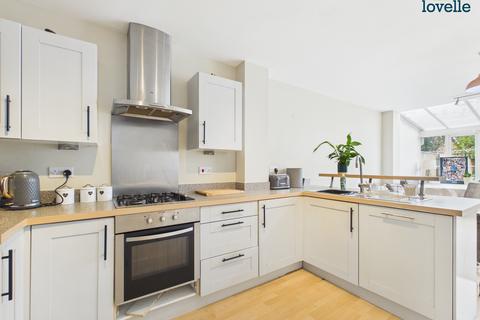 4 bedroom townhouse for sale, Gabriel Crescent, Carlton Centre, Lincoln, LN2
