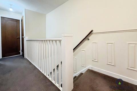 4 bedroom end of terrace house to rent, Barnett Close, Erith DA8
