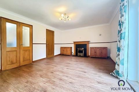 4 bedroom end of terrace house to rent, Barnett Close, Erith DA8