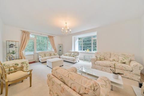 4 bedroom flat for sale, Wimbledon Park Side, London, SW19