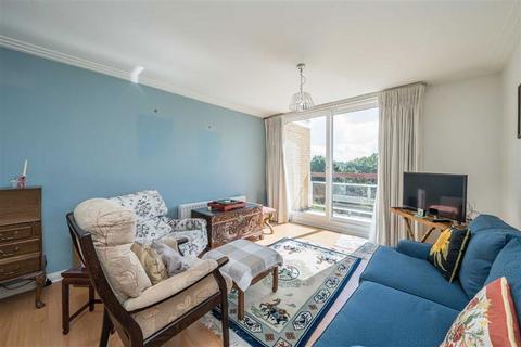 undefined, Thamespoint, Teddington TW11